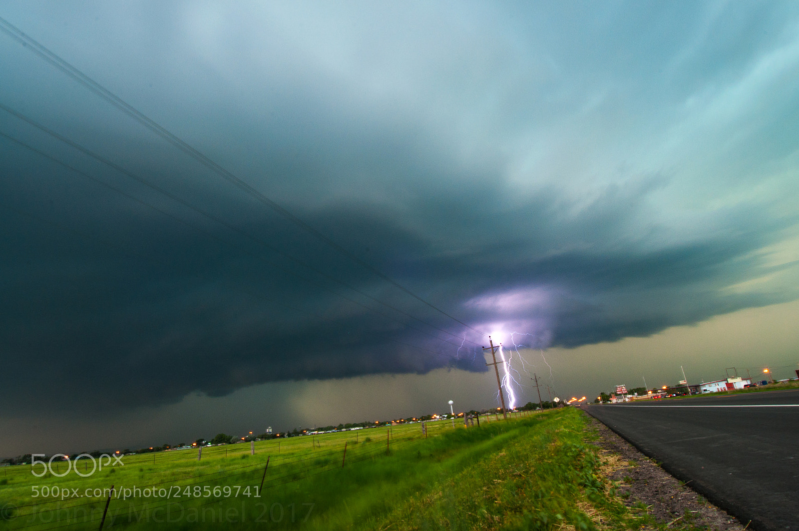 Nikon D90 sample photo. Lightning paused photography