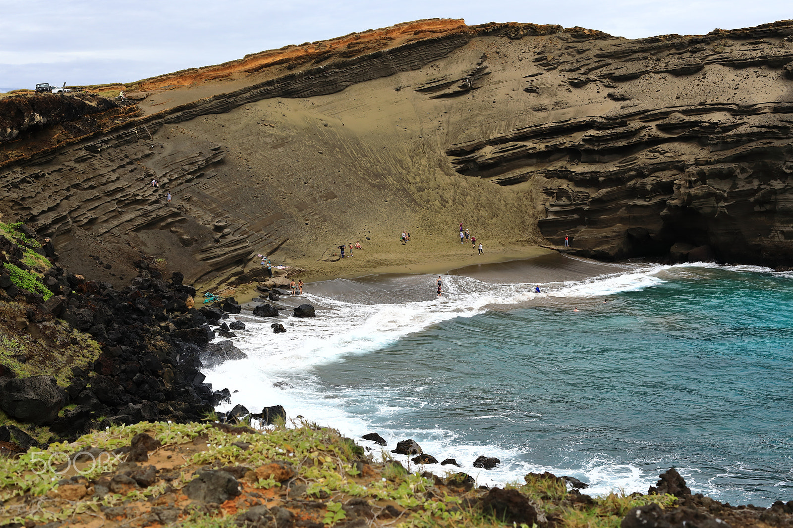 Canon EF 50mm F1.4 USM sample photo. Papakōlea green sand beach photography