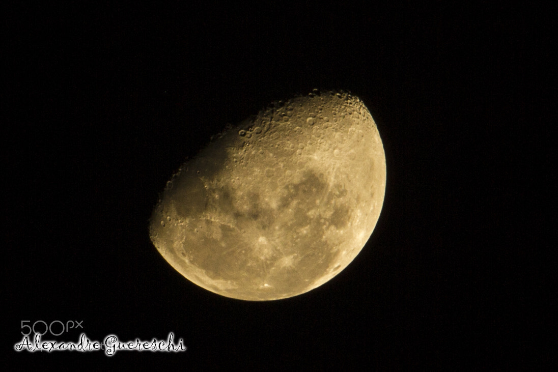Canon EOS 7D sample photo. Lua photography