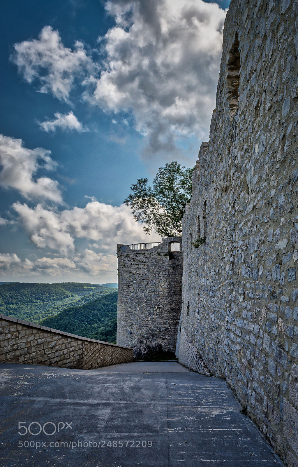 Nikon D5200 sample photo. Hohenneuffen castle photography