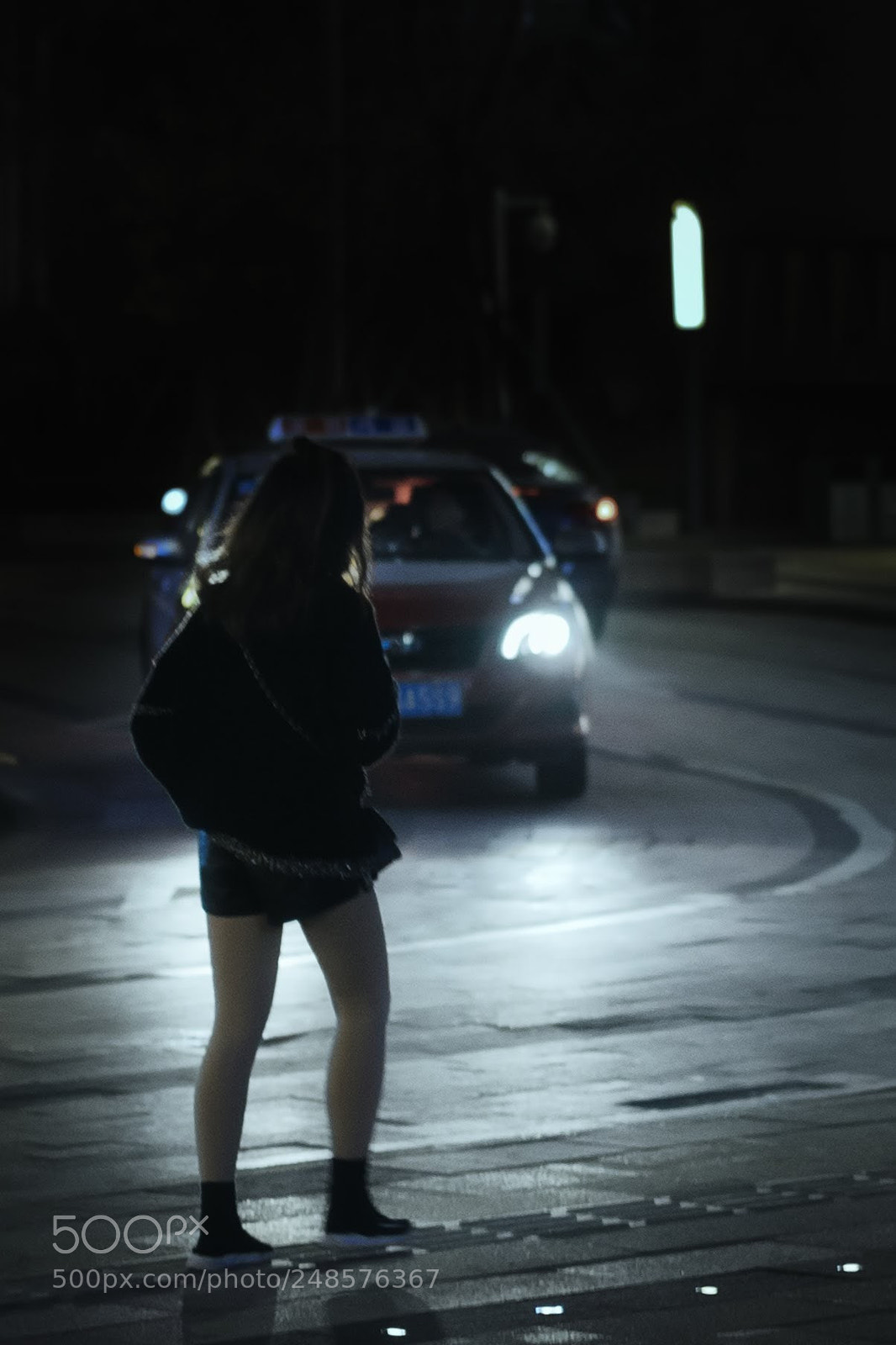 Sony a7 sample photo. 匆匆 photography
