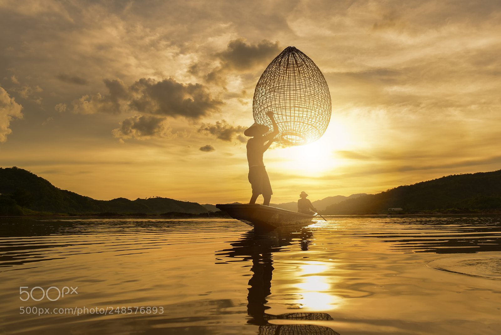 Nikon D750 sample photo. Fisherman in inle lake photography