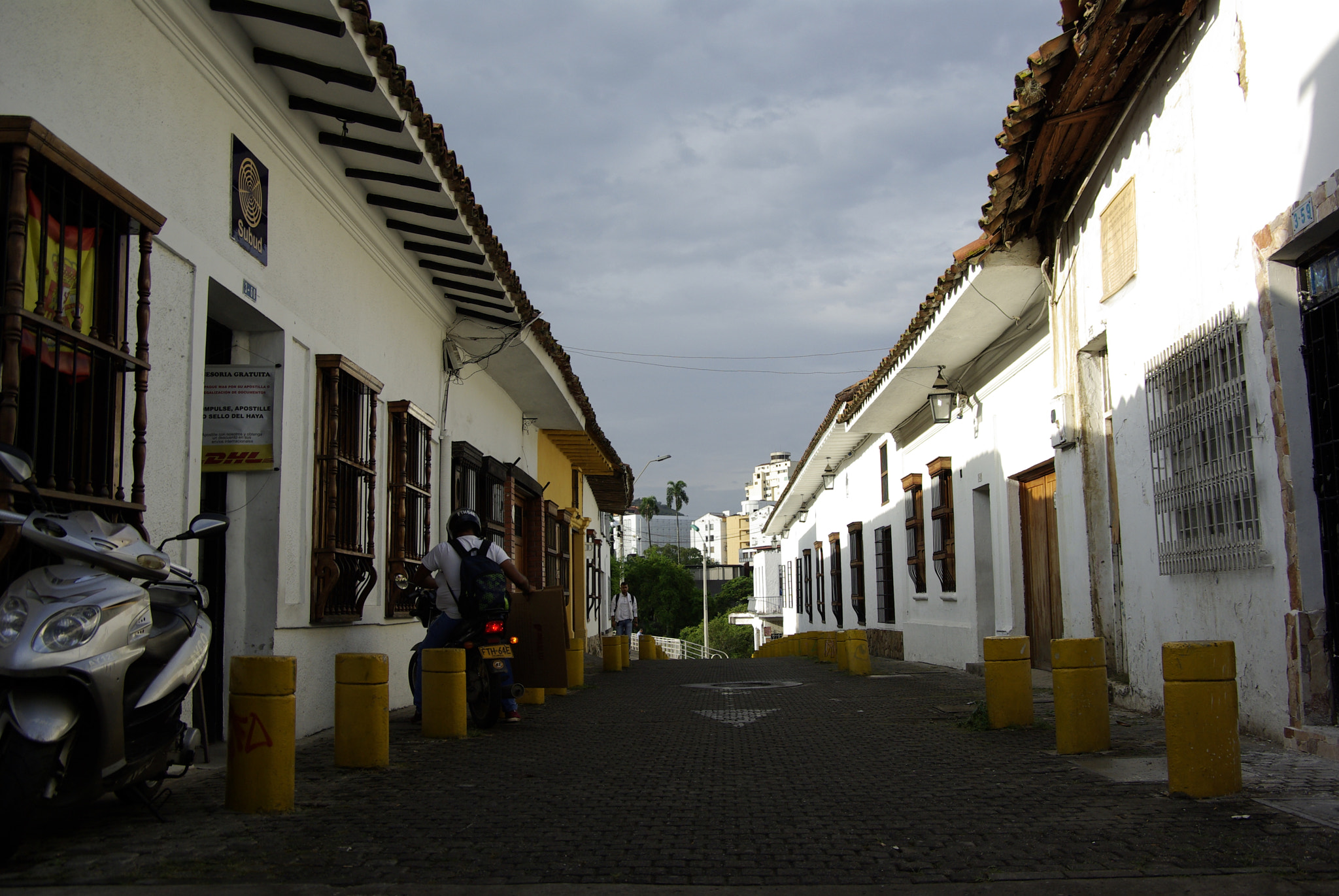 Pentax smc DA 16-45mm F4 ED AL sample photo. Old town photography