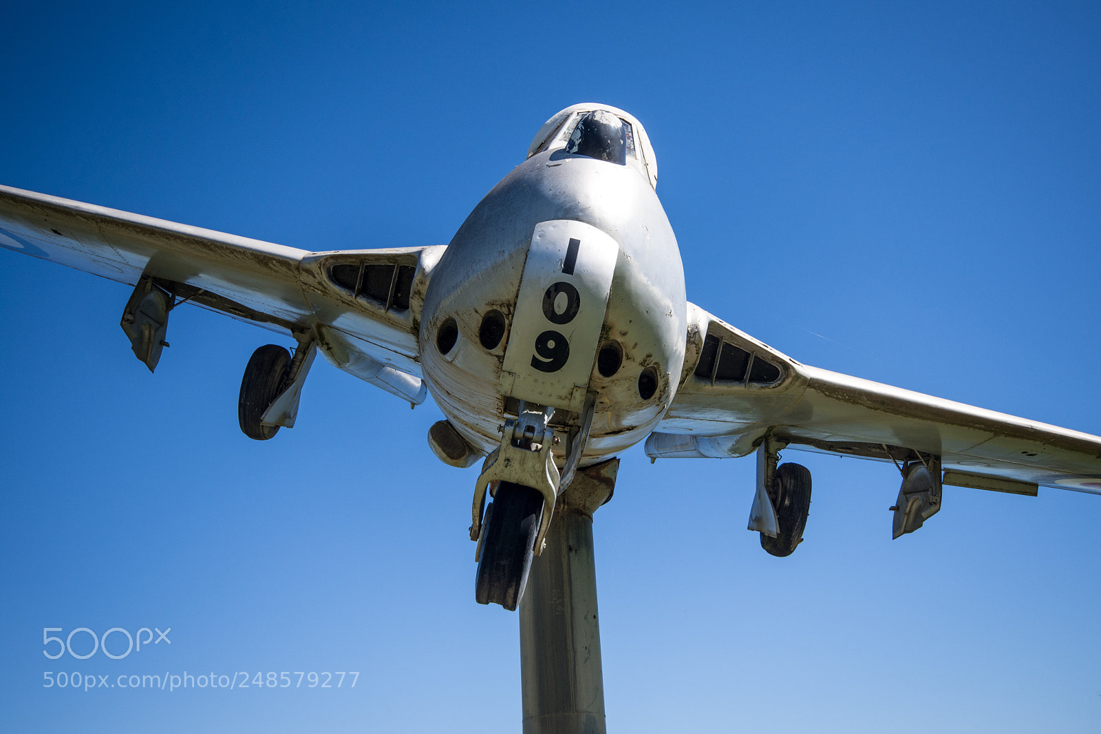 Nikon D7200 sample photo. Mounted flyer photography