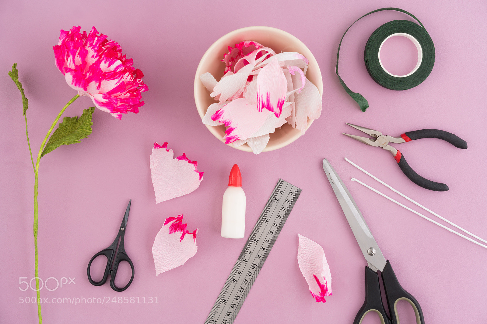 Sony a7R III sample photo. Making paper flowers photography