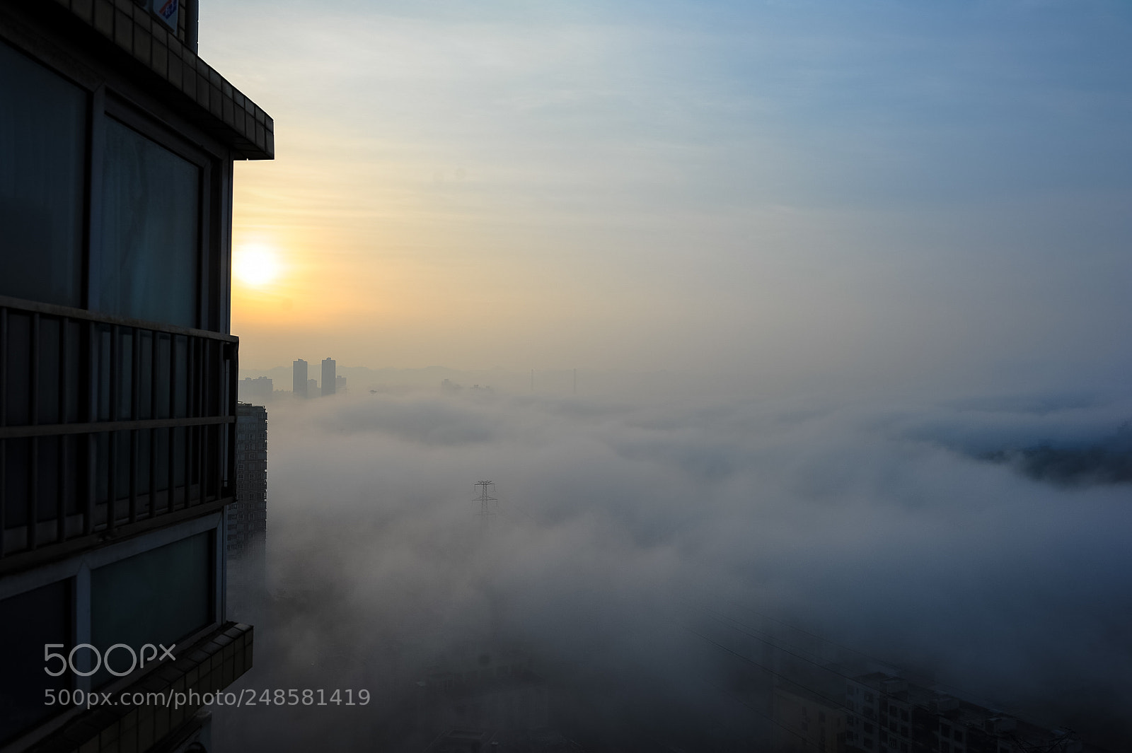 Nikon D700 sample photo. Fog city & mountain city photography