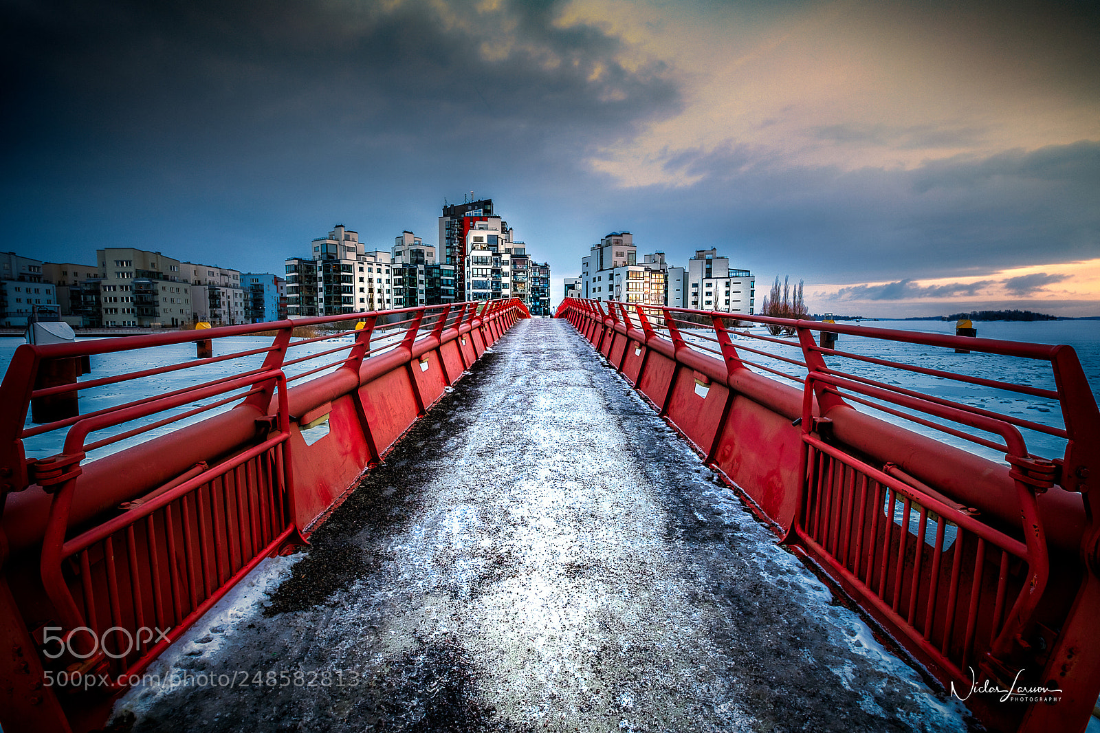 Fujifilm X-T2 sample photo. The red bridge to photography
