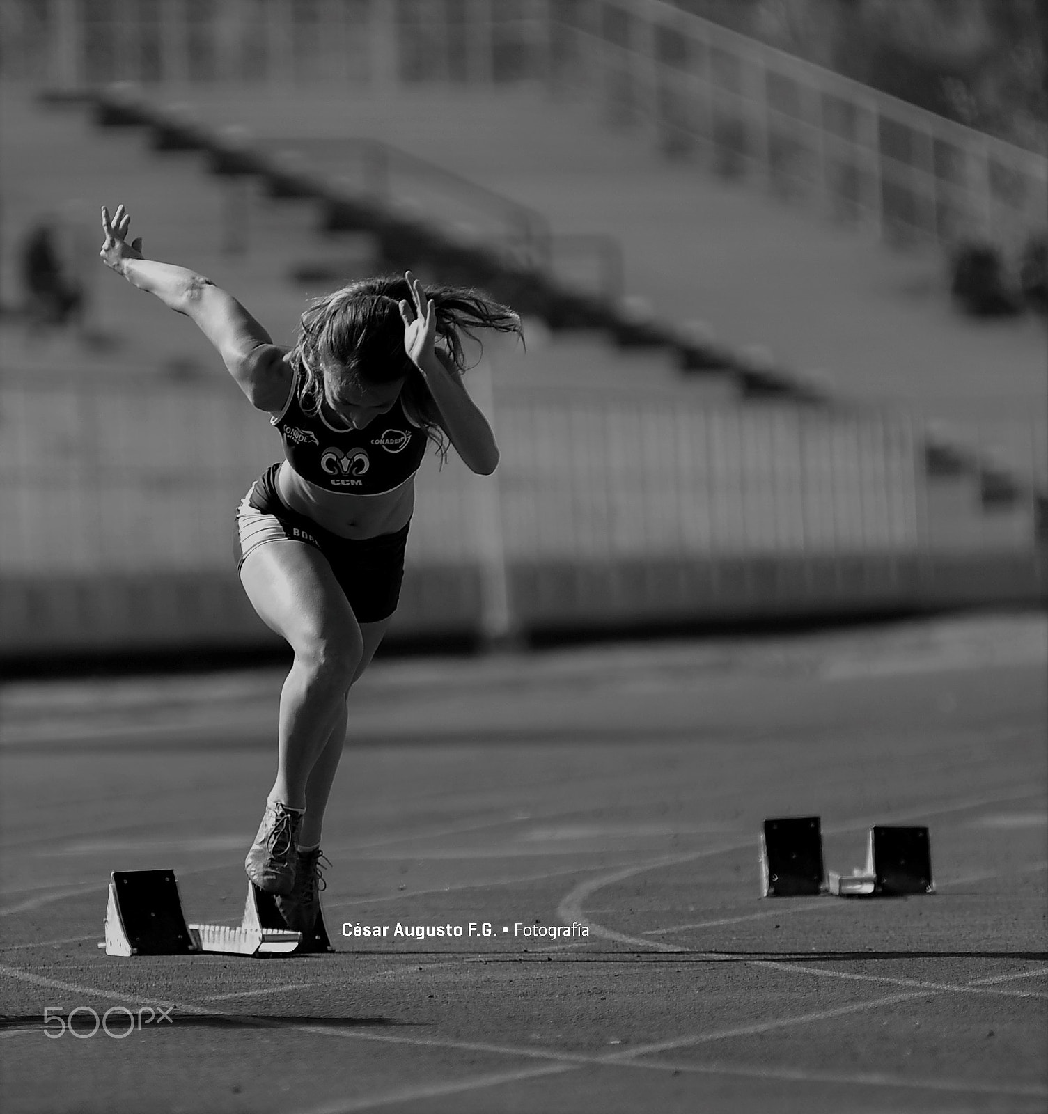 Nikon AF-Nikkor 80-200mm F2.8D ED sample photo. Auro photography