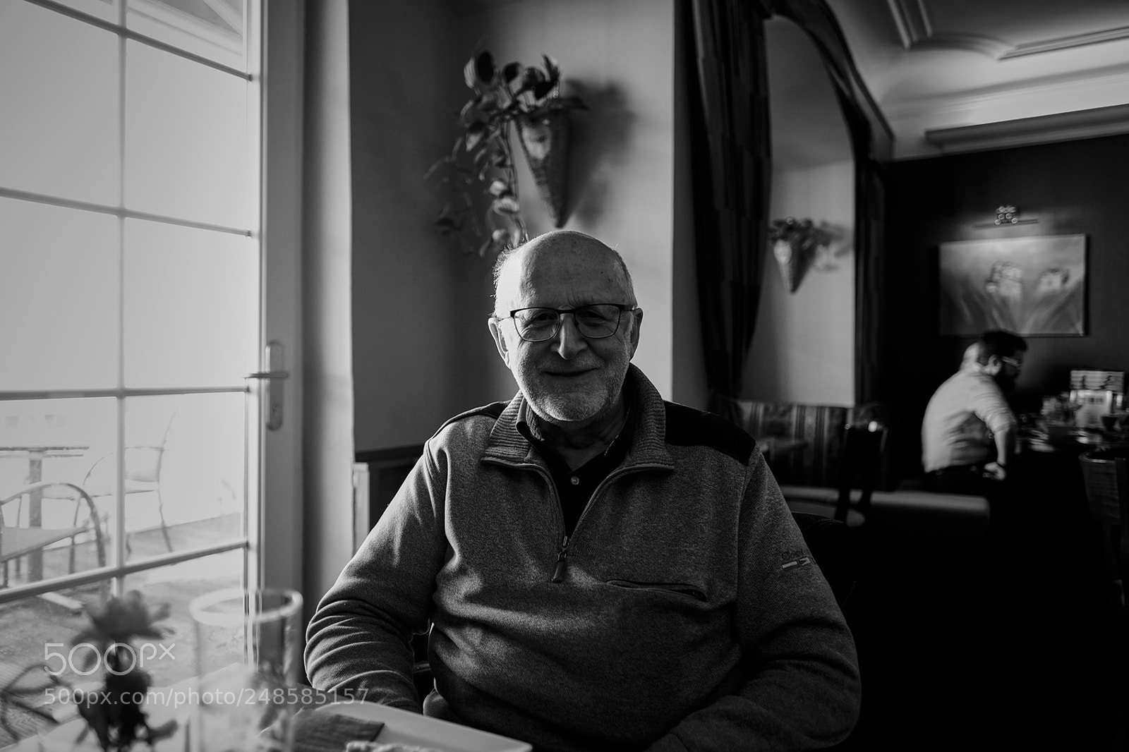 Fujifilm X-T1 sample photo. Cafe haus photography