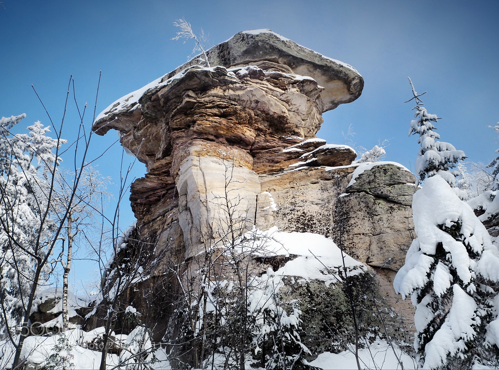 Olympus OM-D E-M10 II sample photo. Каменный город photography