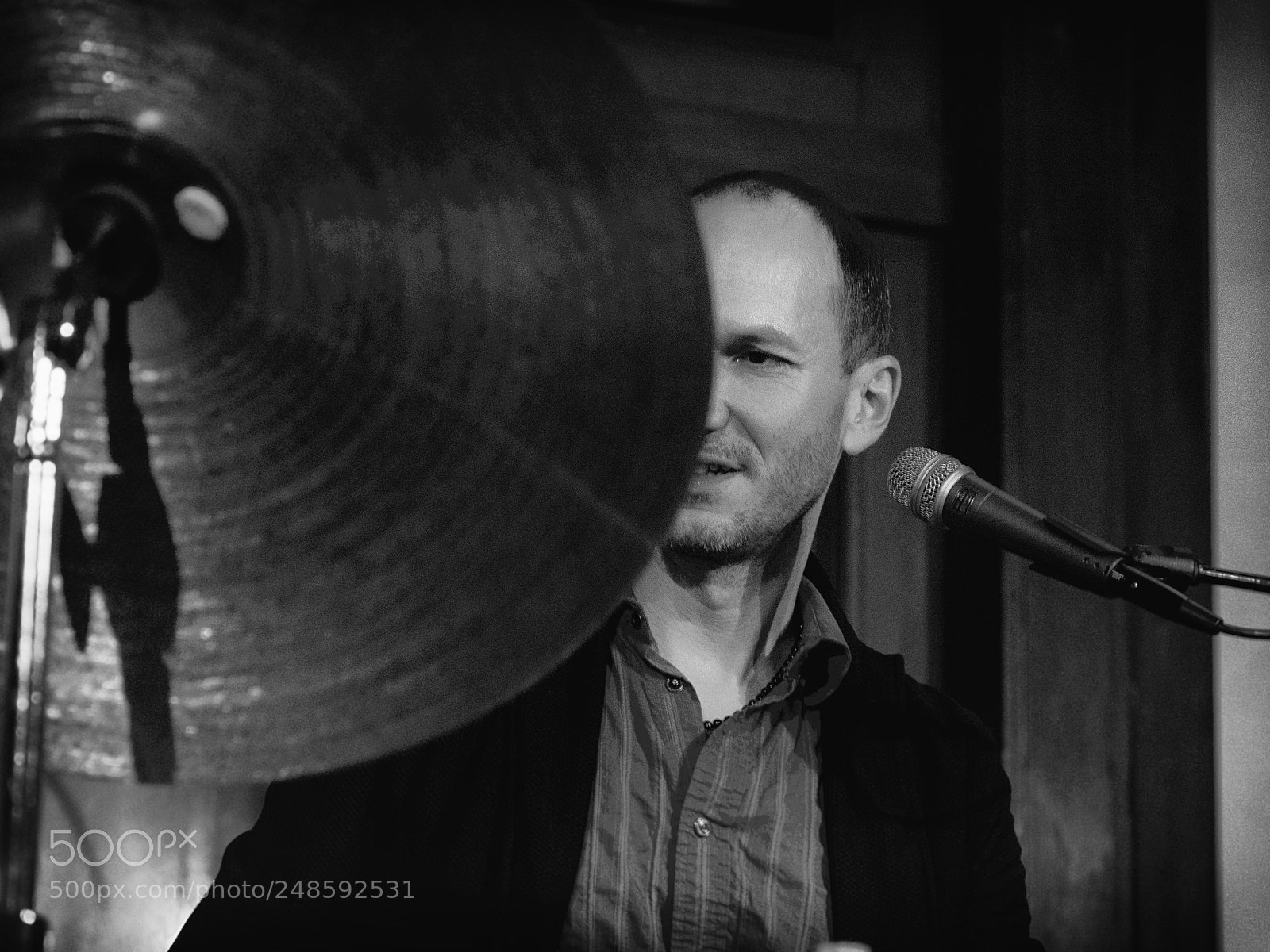 Olympus OM-D E-M10 sample photo. Jazz portrait photography