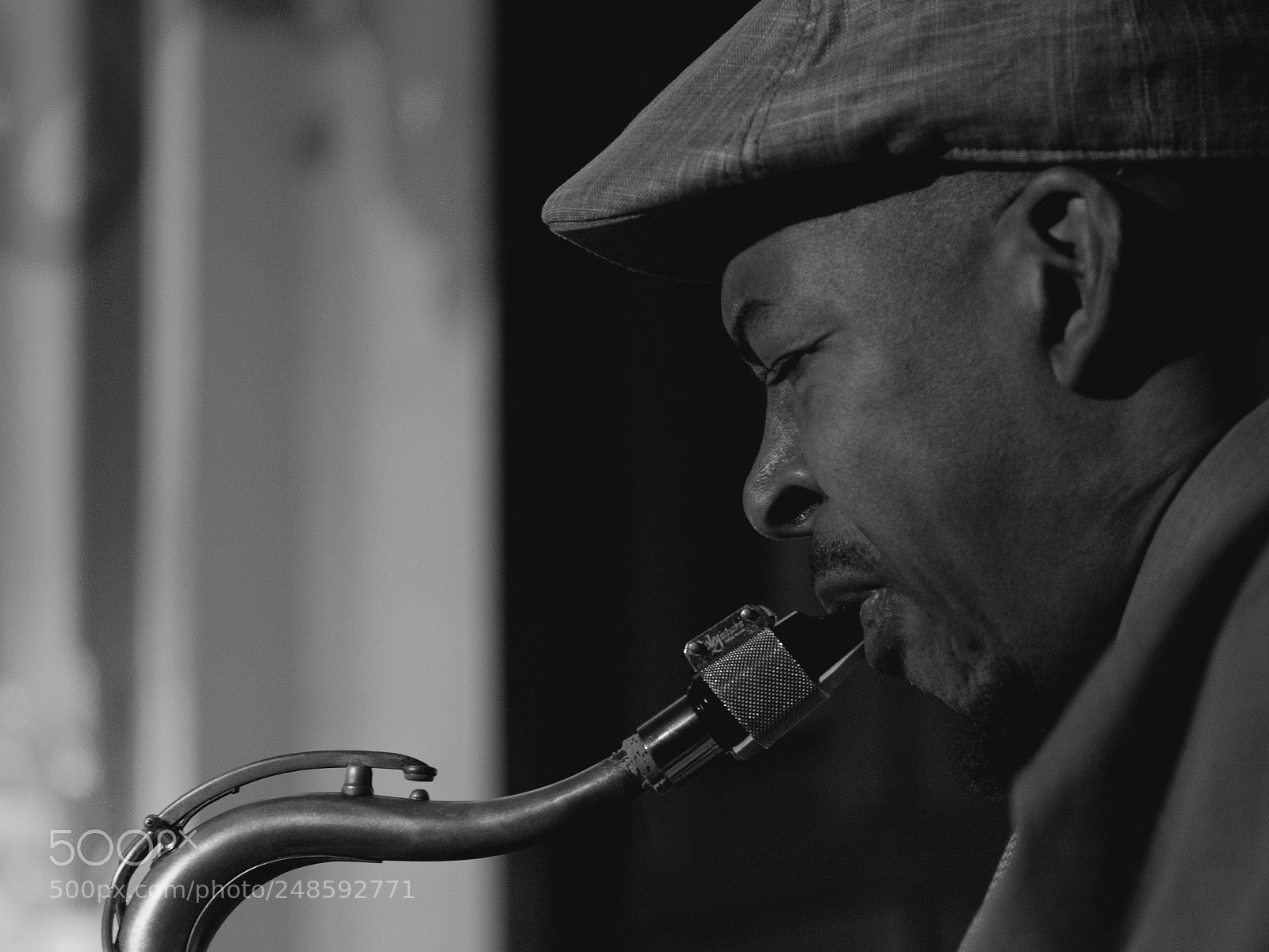 Olympus OM-D E-M10 sample photo. Jazz portrait photography