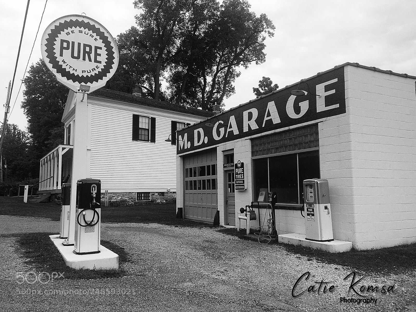 Apple iPhone 5s sample photo. Helltown gas station photography