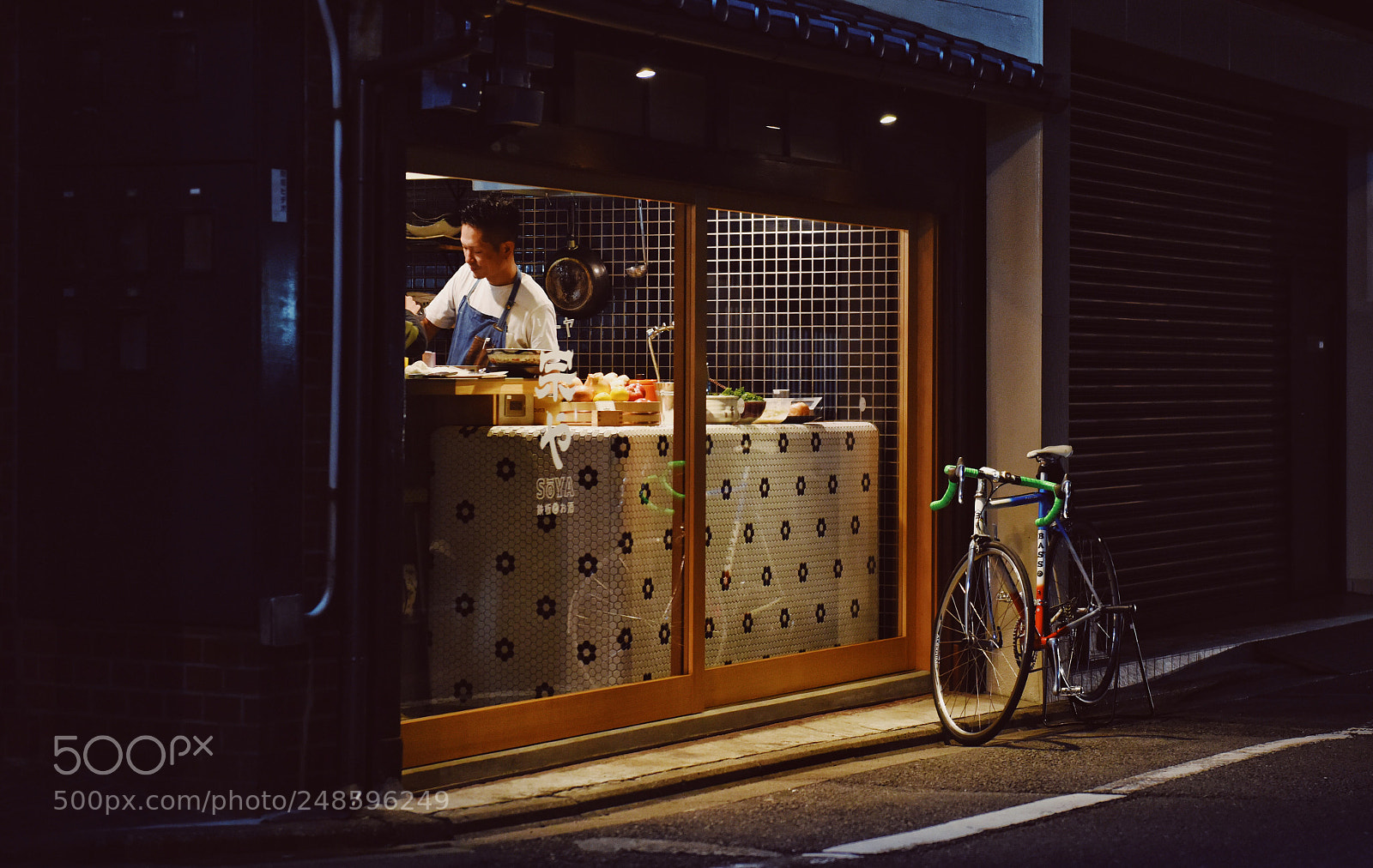 Nikon D810 sample photo. Midnight diner photography