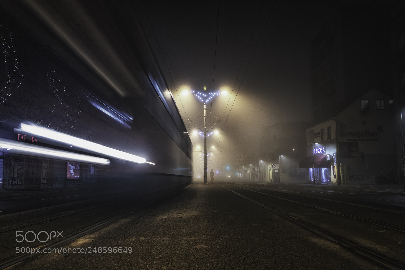 Canon EOS 760D (EOS Rebel T6s / EOS 8000D) sample photo. Foggy boulevard photography