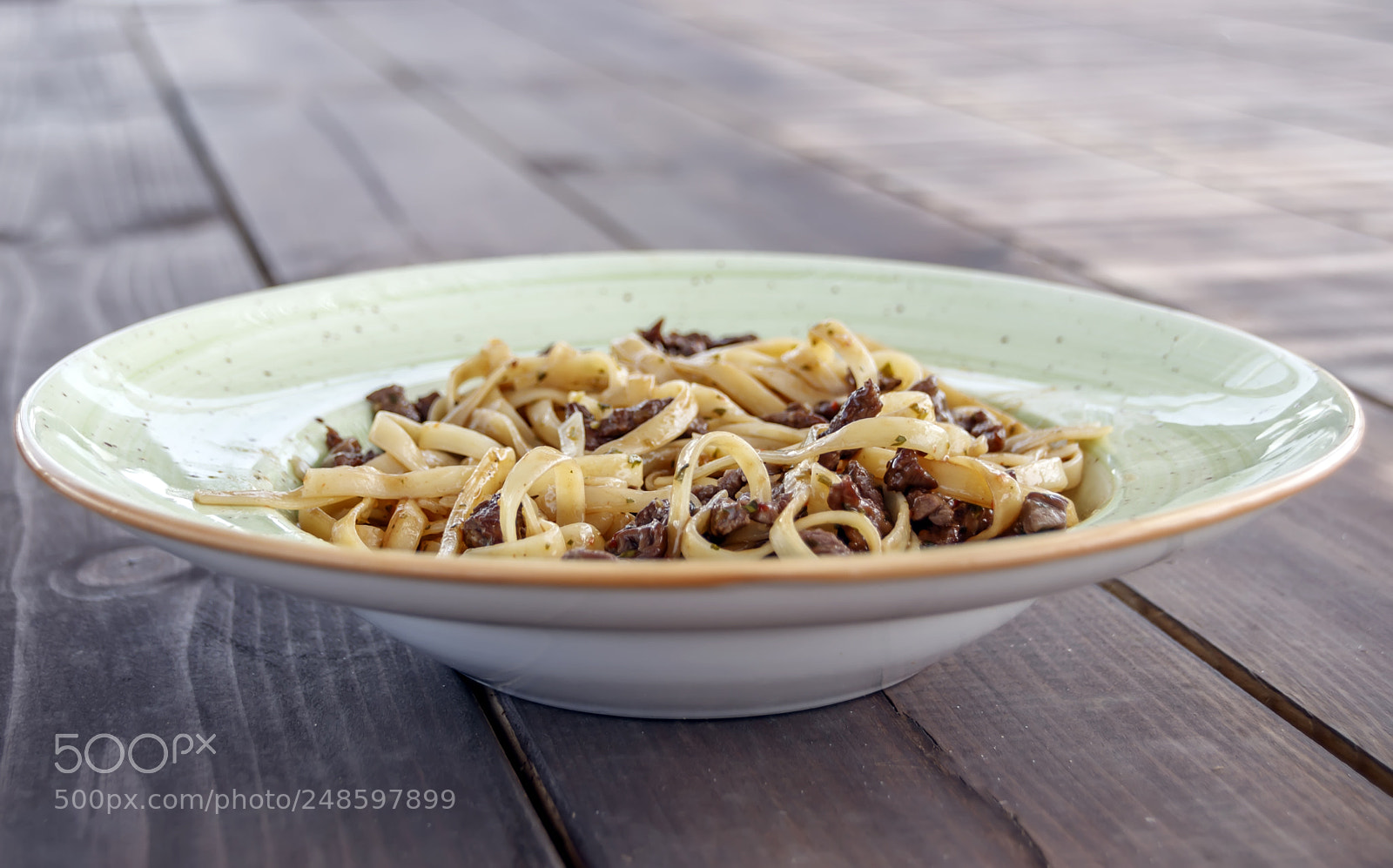Canon EOS 80D sample photo. Plate with spaghetti with photography