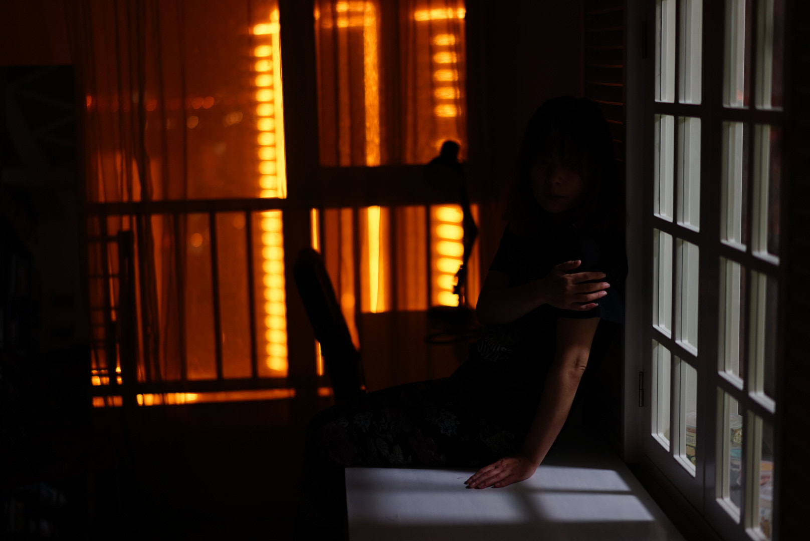 Sony a7 II + Sony Sonnar T* FE 55mm F1.8 ZA sample photo. 手 photography