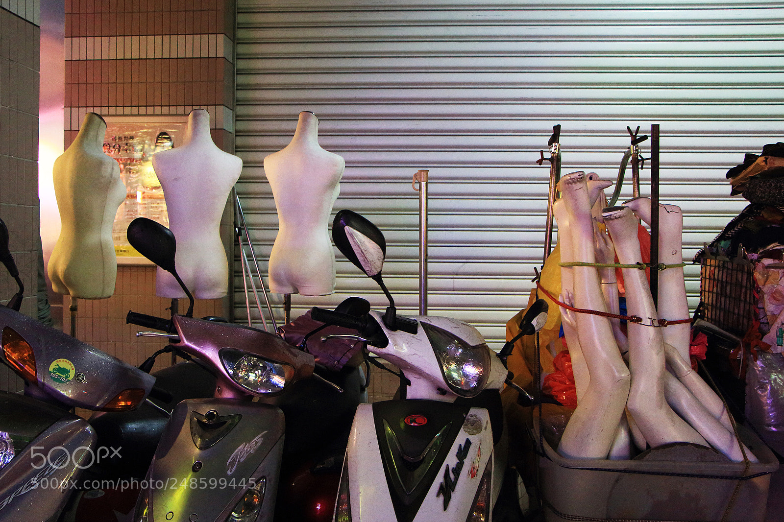 Canon EOS 650D (EOS Rebel T4i / EOS Kiss X6i) sample photo. #behind_faces photography