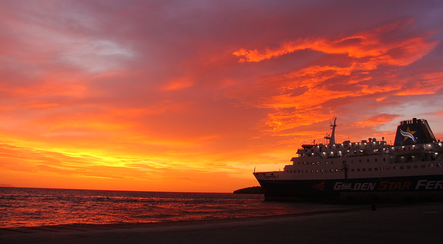 Canon EOS 40D sample photo. Sunrise at the port of rafina, athens photography