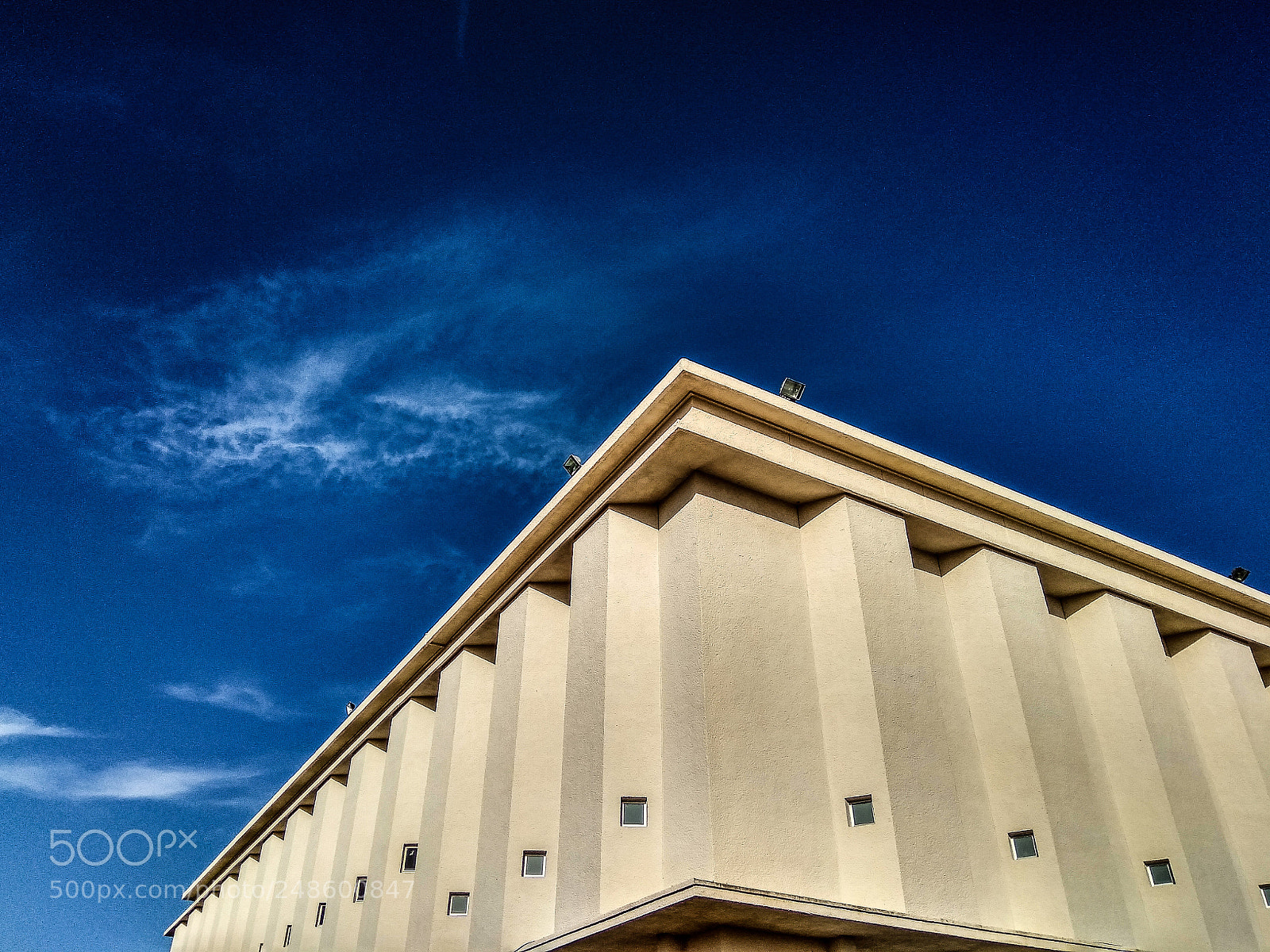 Xiaomi Redmi Note 4 sample photo. Museum photography