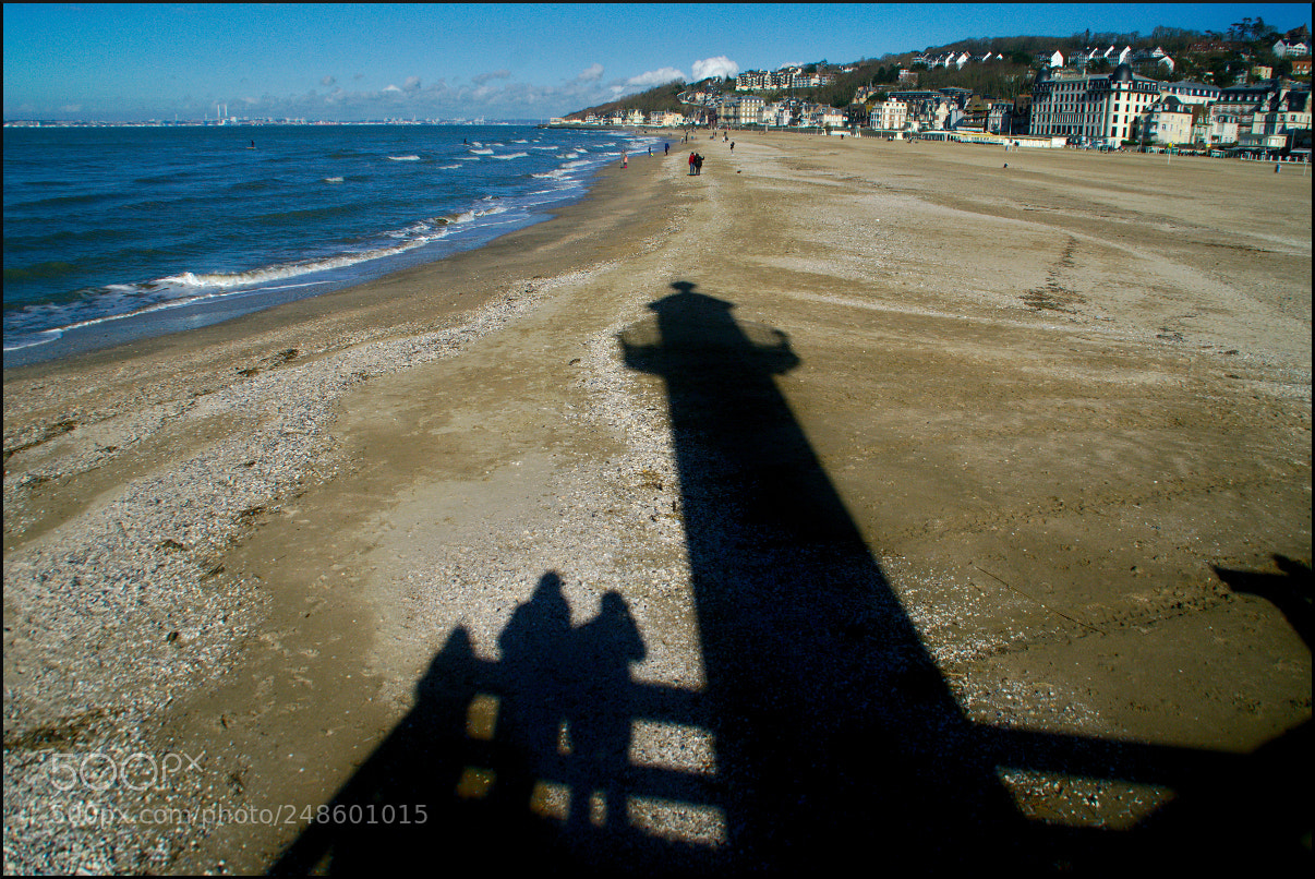 Pentax K20D sample photo. Phare de trouville photography