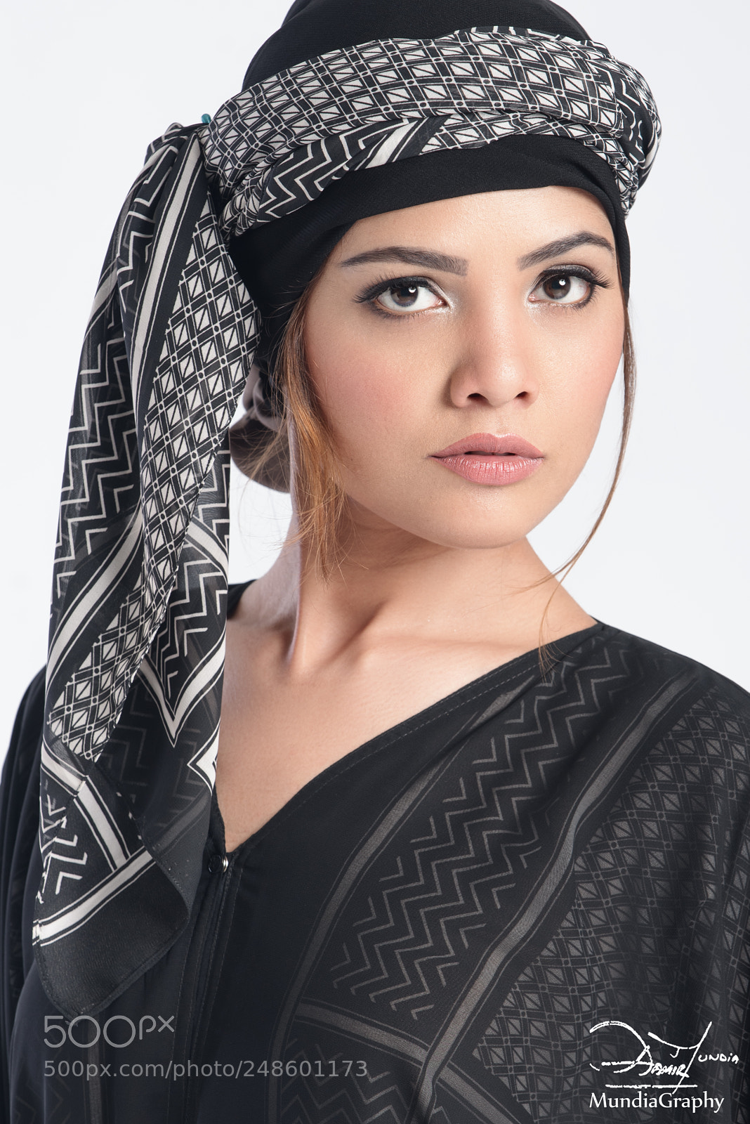 Nikon D750 sample photo. Studio session abaya photography