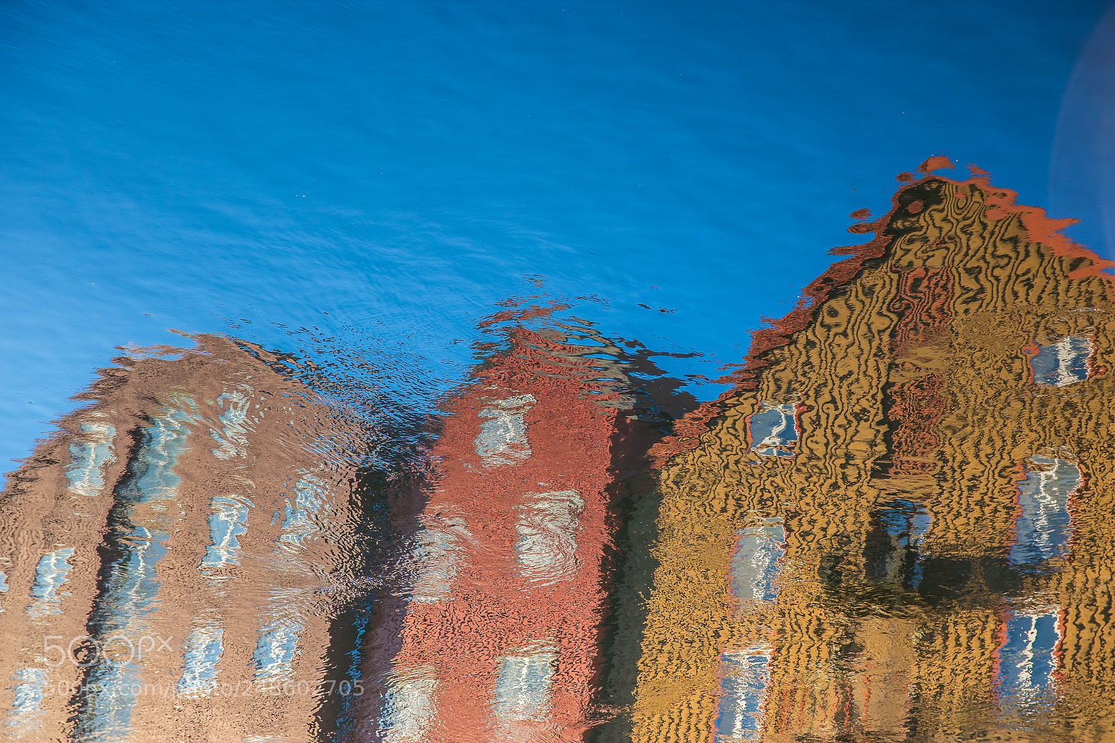 Canon EOS 600D (Rebel EOS T3i / EOS Kiss X5) sample photo. Reflection on a clear photography
