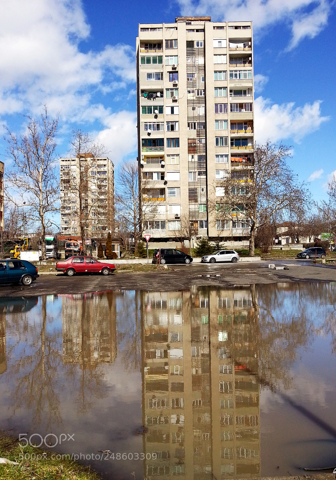 Samsung Galaxy Note2 sample photo. Reflection photography