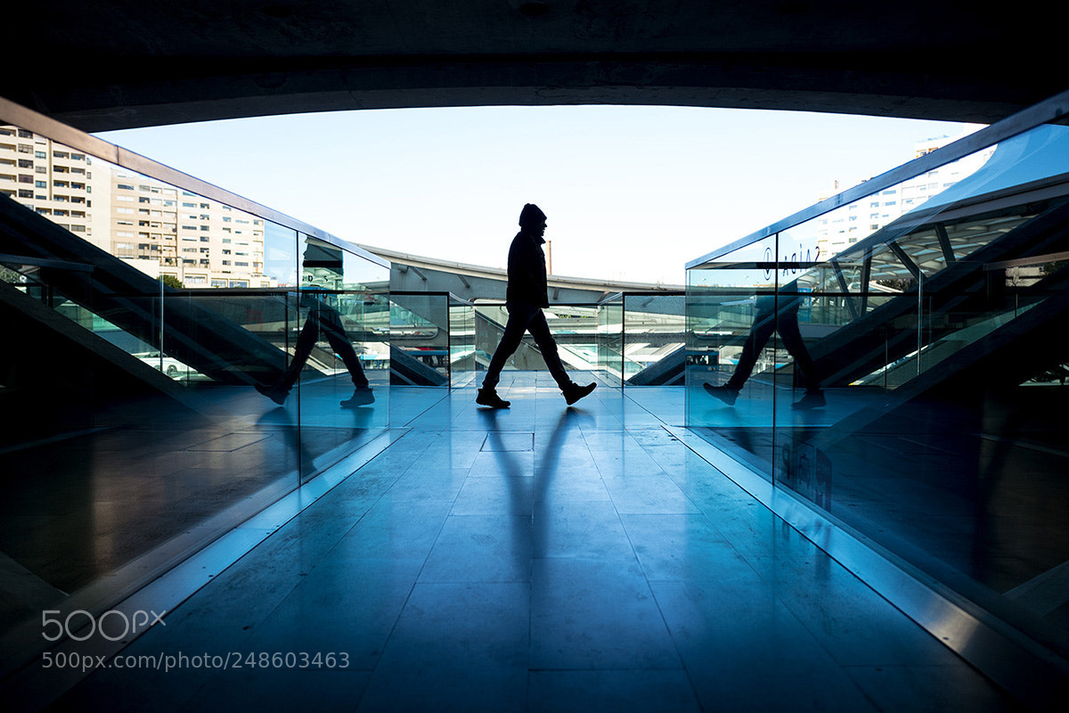 Leica Q (Typ 116) sample photo. Passenger at oriente photography