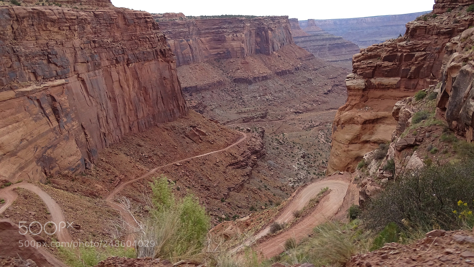 Sony Cyber-shot DSC-HX400V sample photo. Canyon lands  usa photography