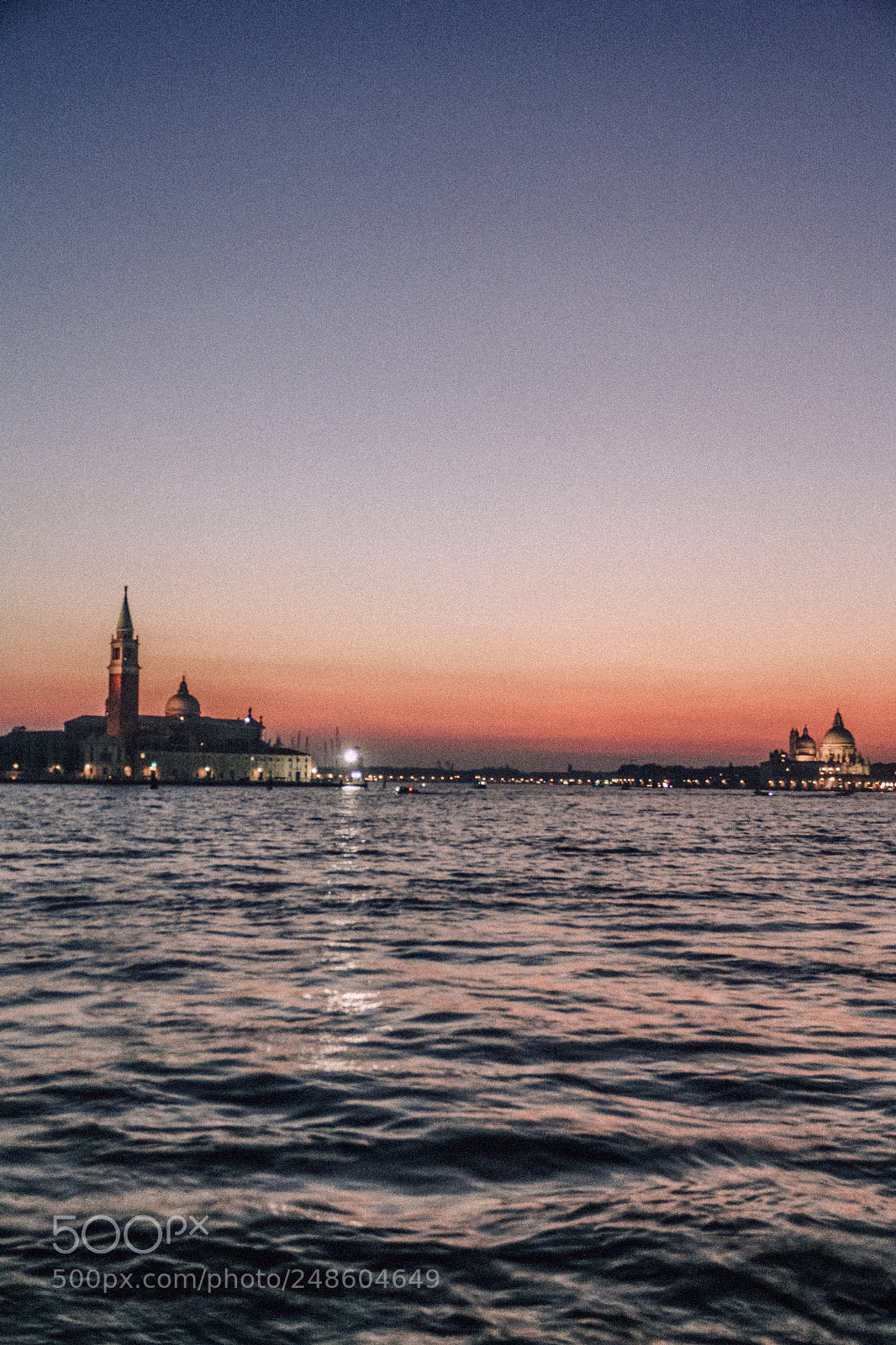 Canon EOS 1000D (EOS Digital Rebel XS / EOS Kiss F) sample photo. Venise photography