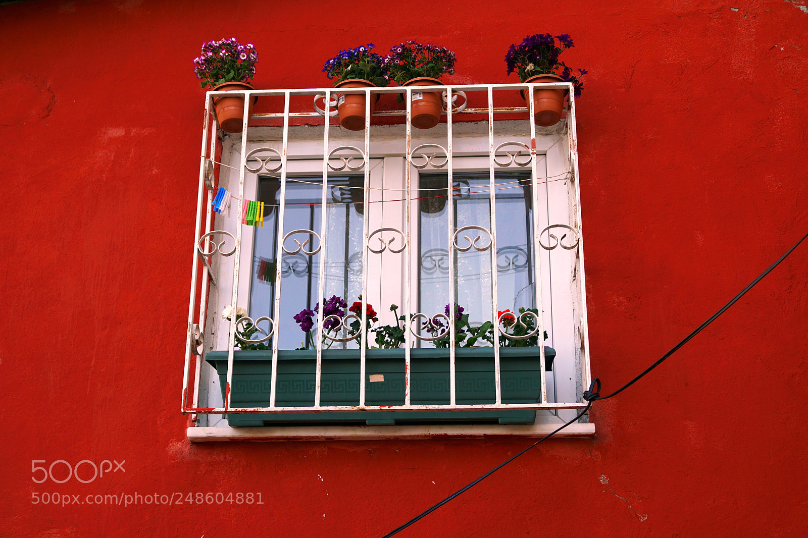 Sony a6000 sample photo. Red window photography