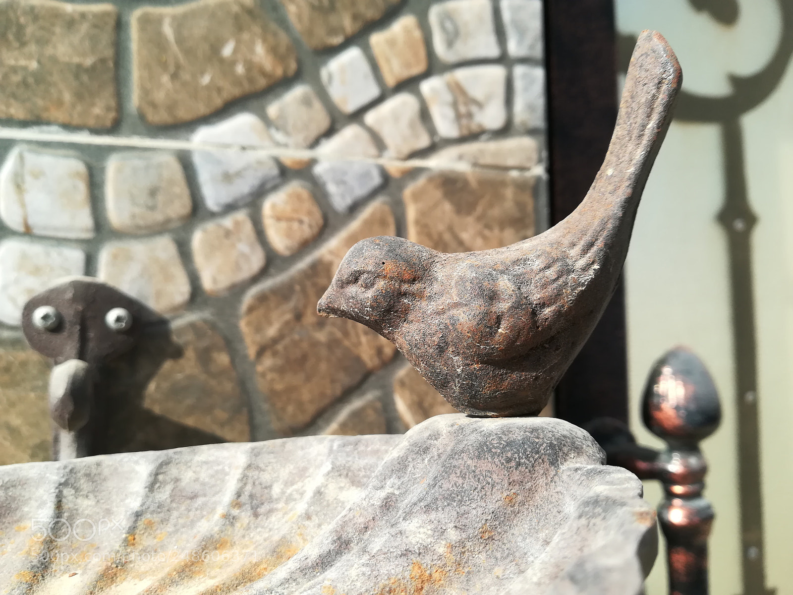 HUAWEI P10 lite sample photo. Bird of metal photography