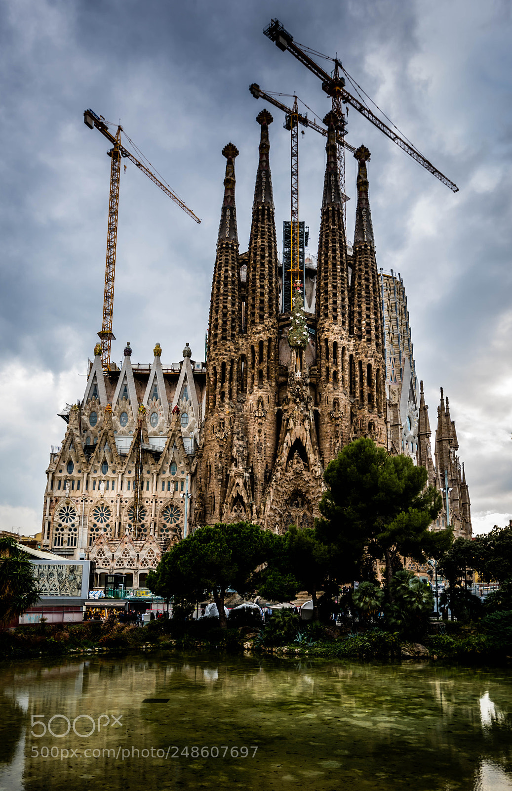 Nikon D810 sample photo. Rainy barcelona photography