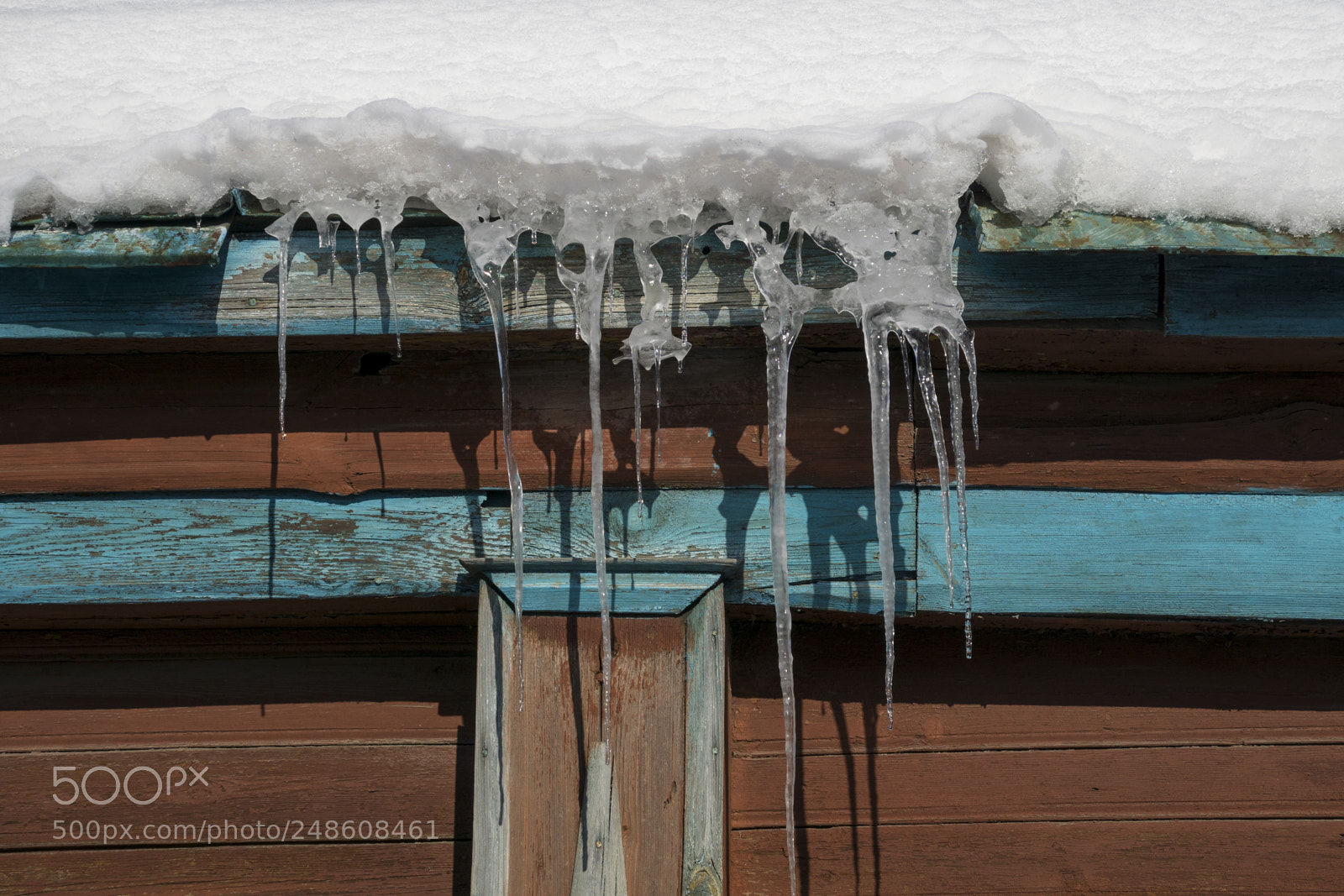Sony ILCA-77M2 sample photo. Icicles photography