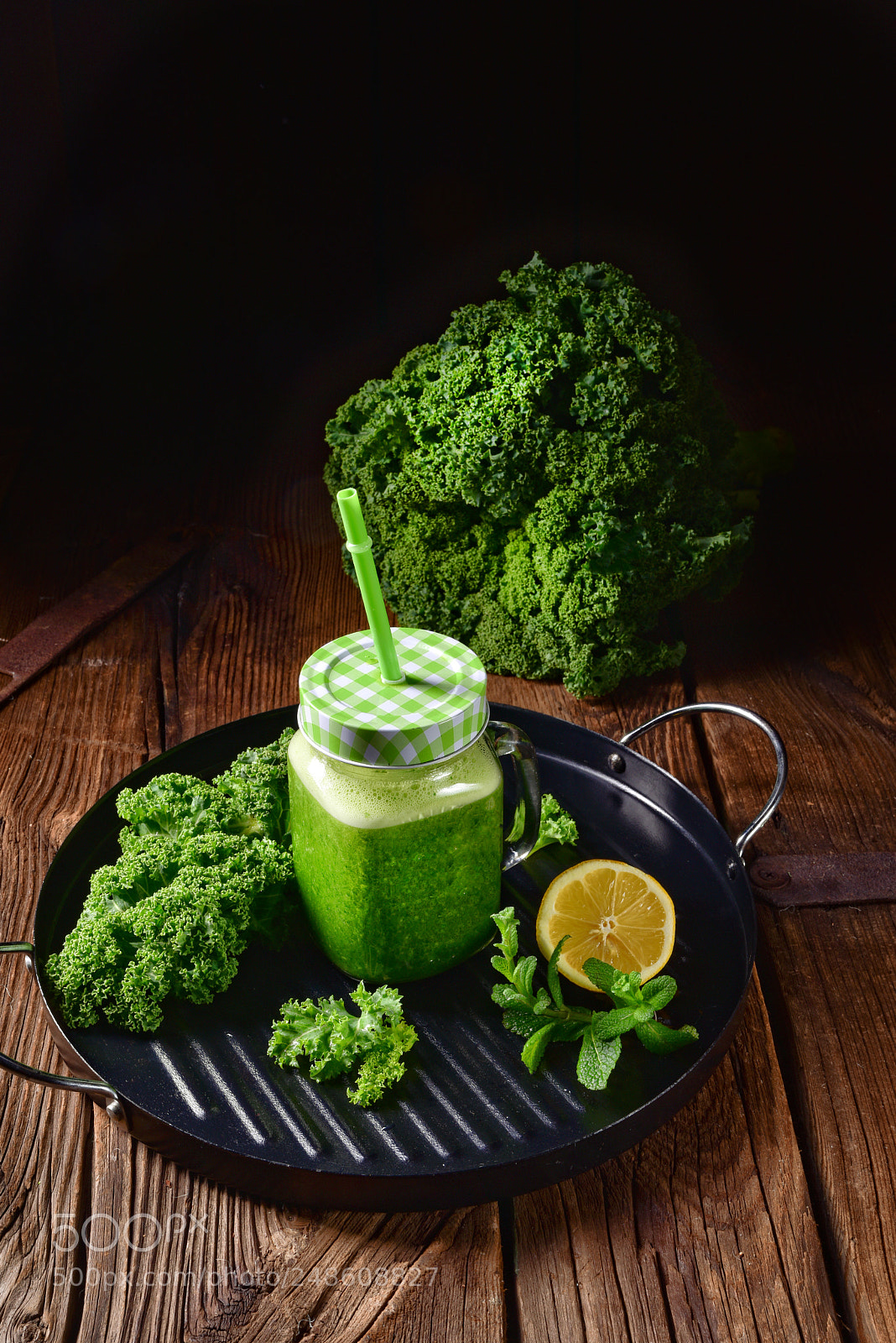 Nikon D810 sample photo. Kale smoothie photography