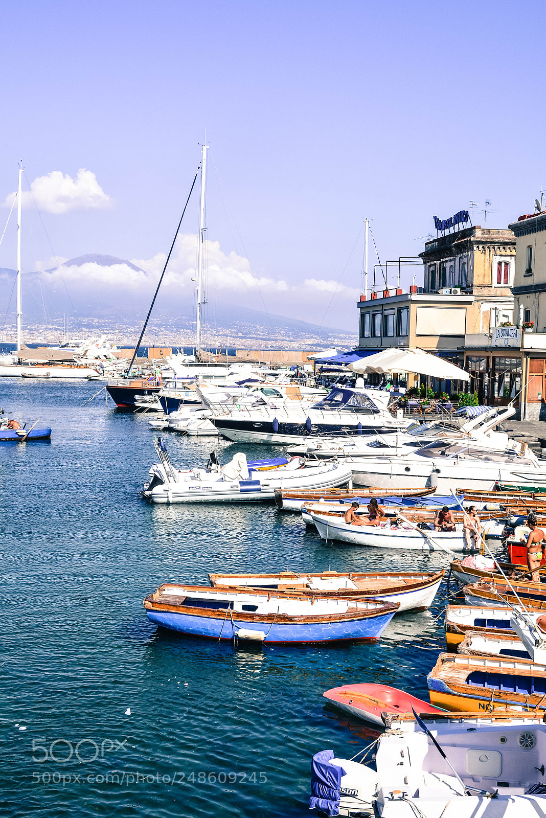 Nikon D5200 sample photo. Naples photography