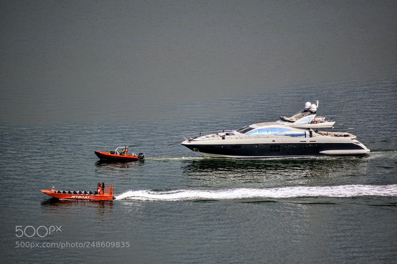 Nikon D3400 sample photo. Boats in red blue photography
