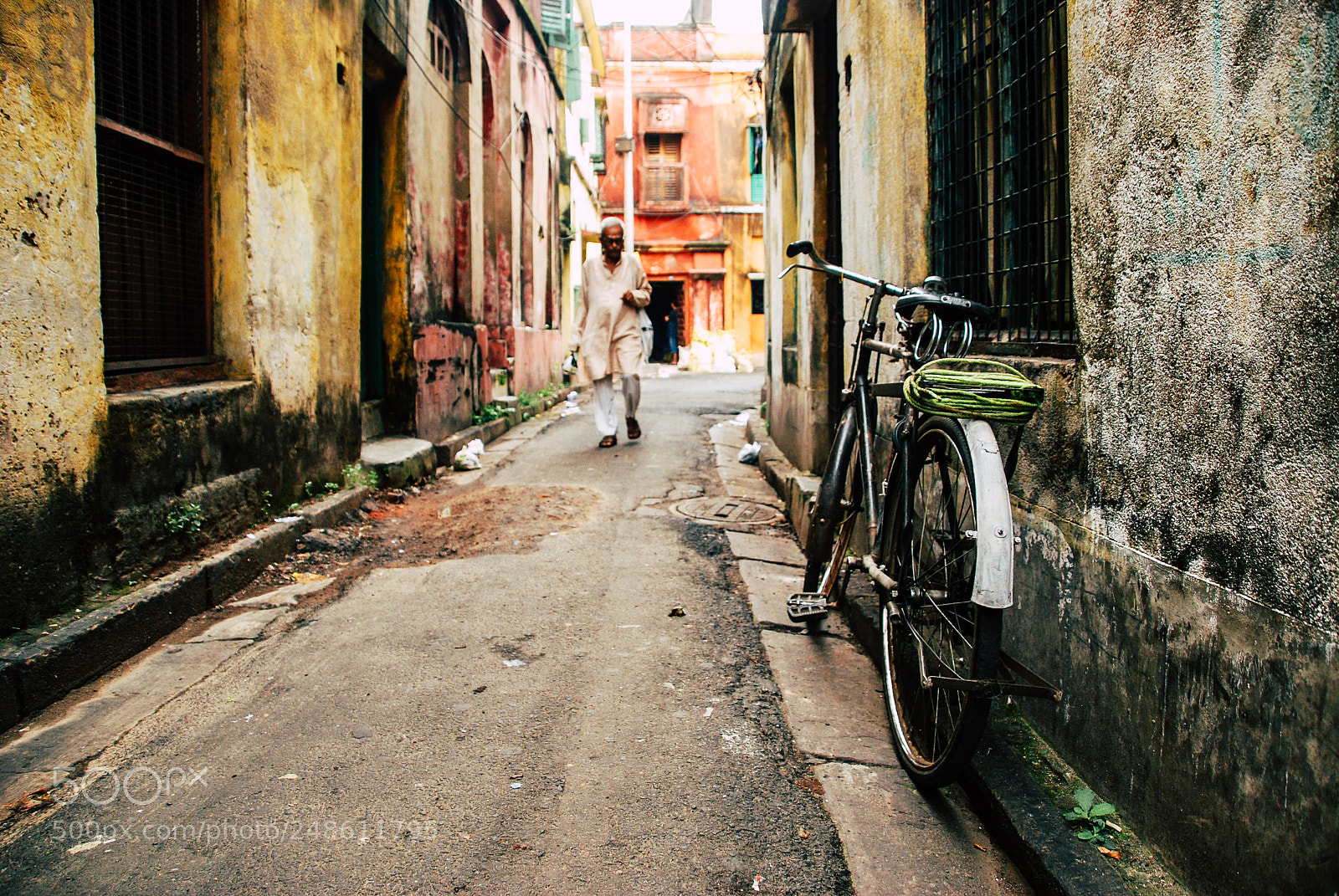 Nikon D60 sample photo. Kolkata alley # 2 photography
