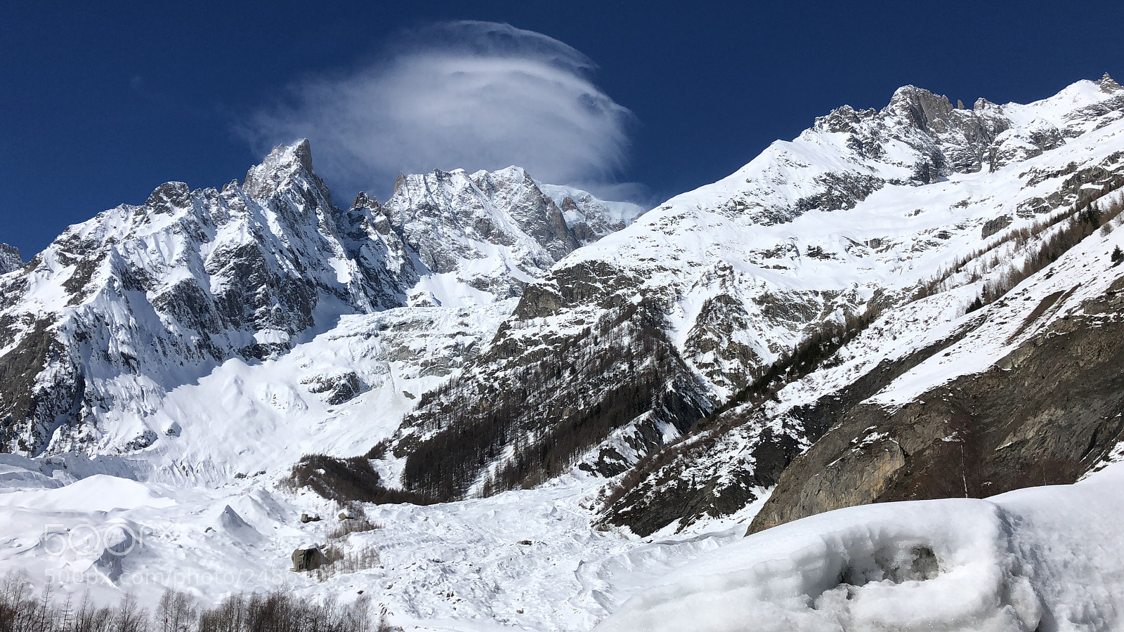 Apple iPhone 8 sample photo. Mont blanc photography