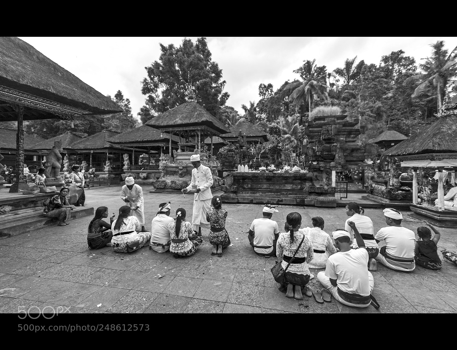 Nikon D3100 sample photo. Traditional offerings photography