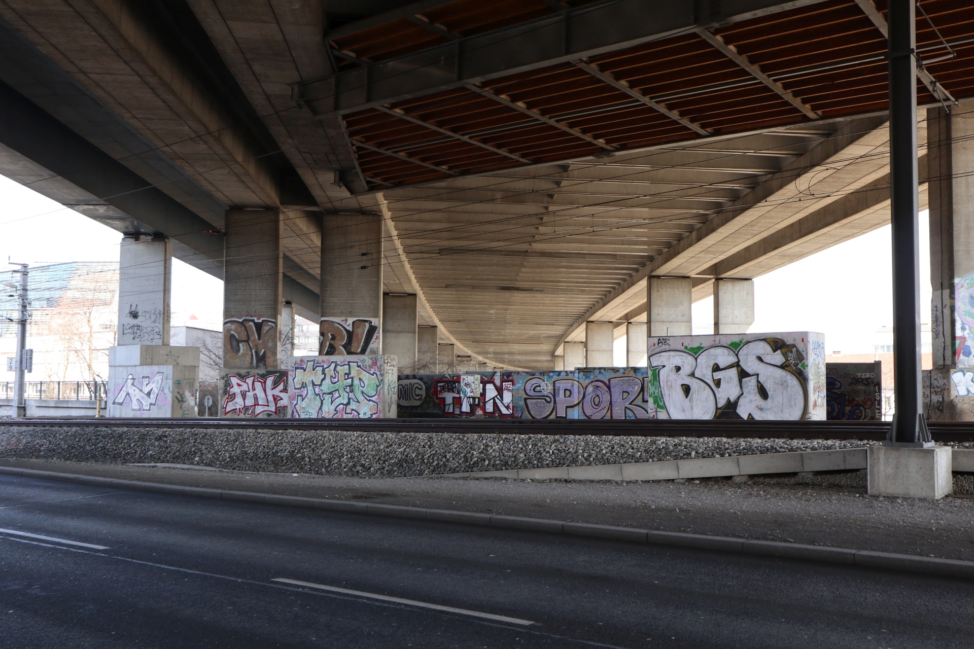 Canon EF-M 11-22mm F4-5.6 IS STM sample photo. Wien simmering photography