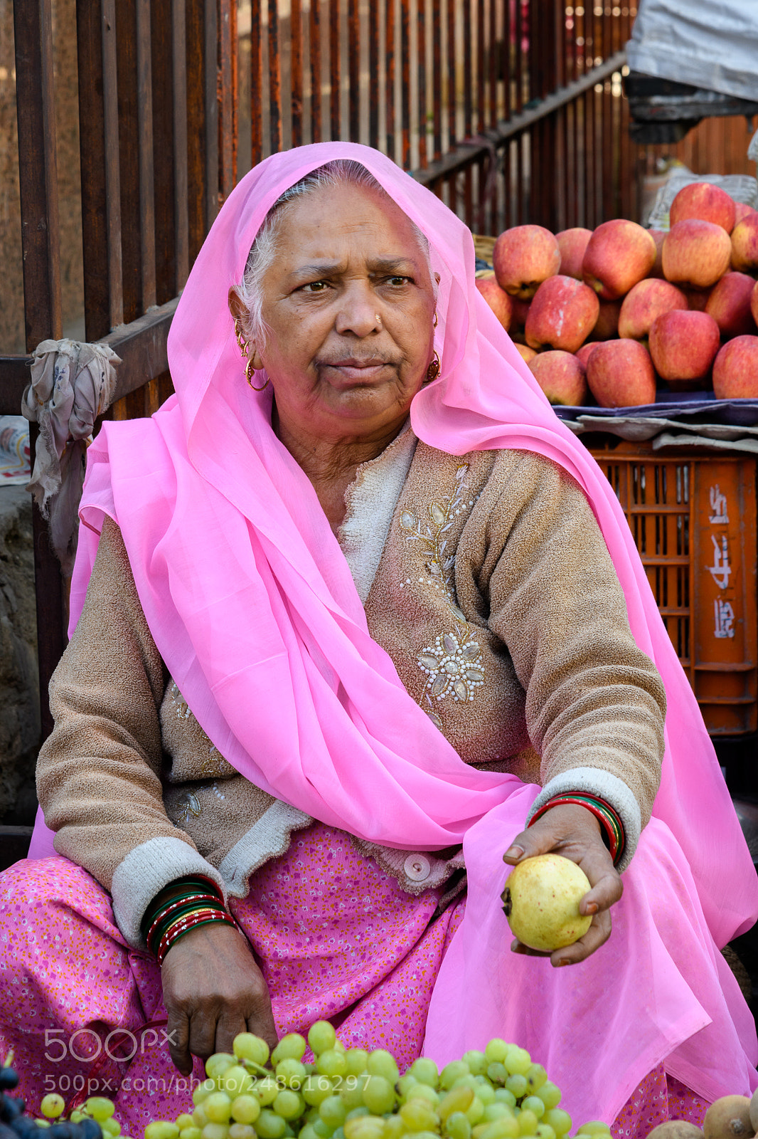 Nikon D850 sample photo. Selling fruit in udaipur photography