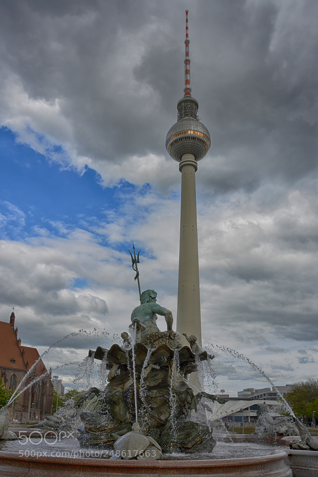 Nikon D7100 sample photo. Neptun is watching the photography