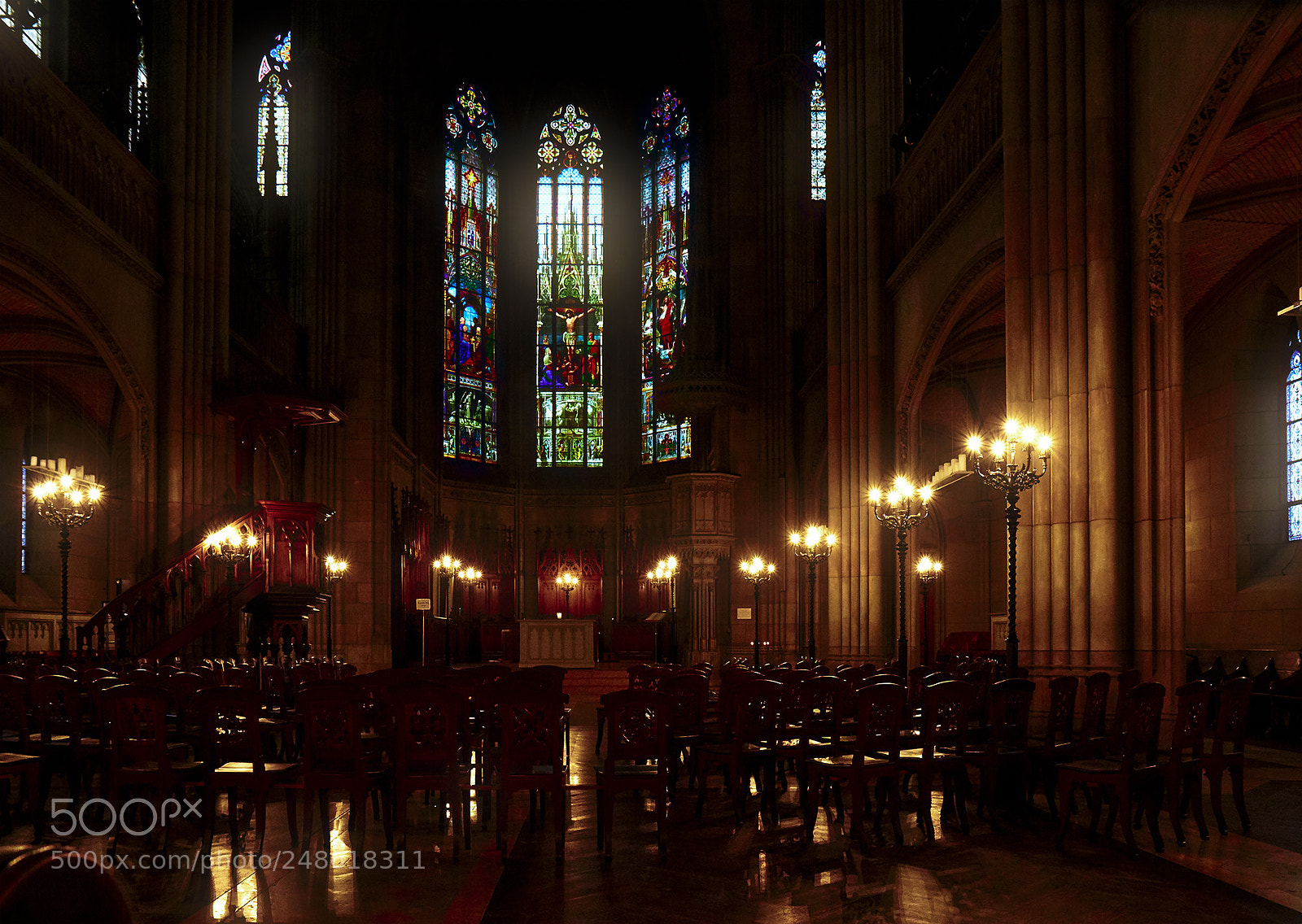 Canon EOS 7D Mark II sample photo. Illumination photography