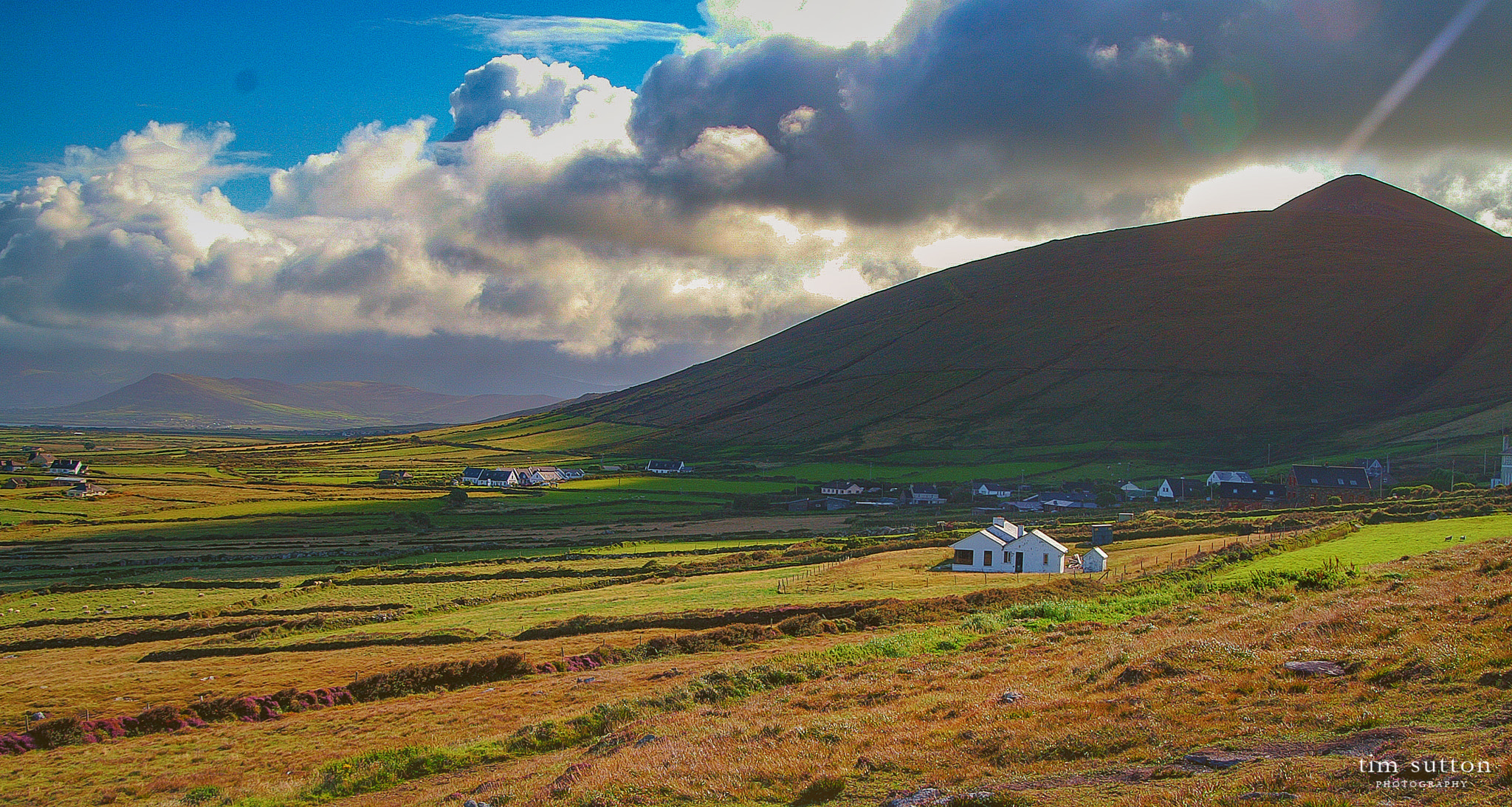 KONICA MINOLTA ALPHA-7 DIGITAL sample photo. Sunrise in the irish countryside photography