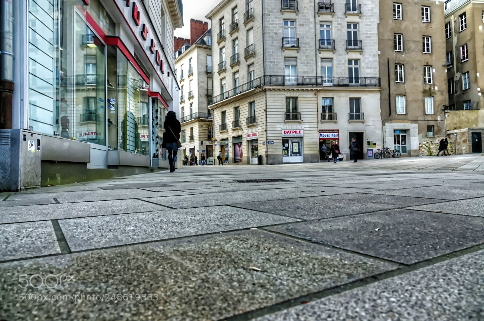 Sony Cyber-shot DSC-RX10 III sample photo. Pavés nantais 14 photography