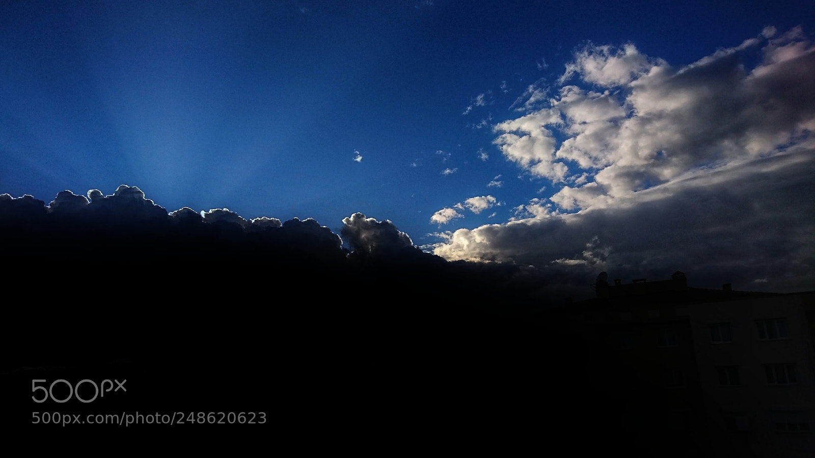 Sony Xperia XZ sample photo. Sun beyond the clouds photography