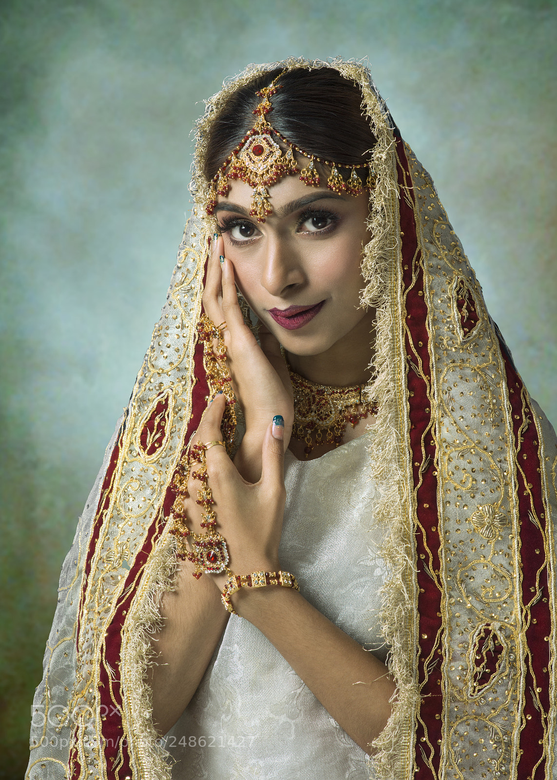 Nikon D800E sample photo. The "saree girl" photography