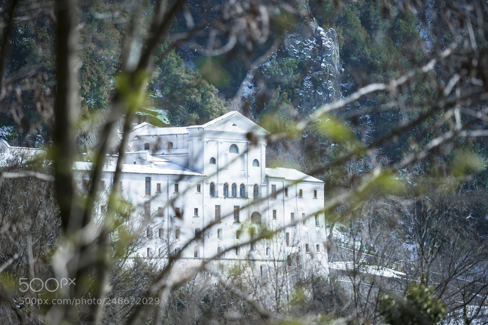 Canon EOS 6D Mark II sample photo. Badia san michele photography